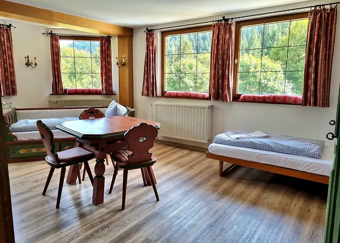 Almagmach 3*